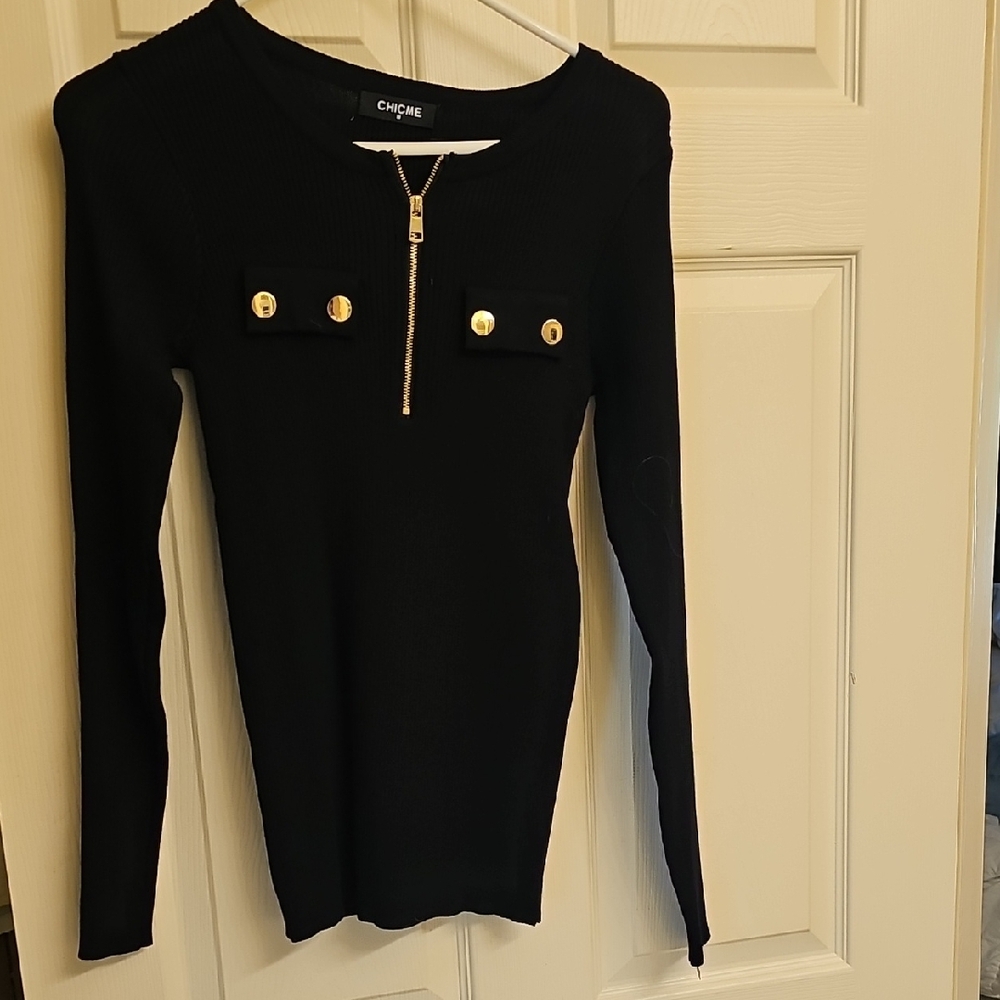 Chic Black Fitted Blouse with Gold Accents